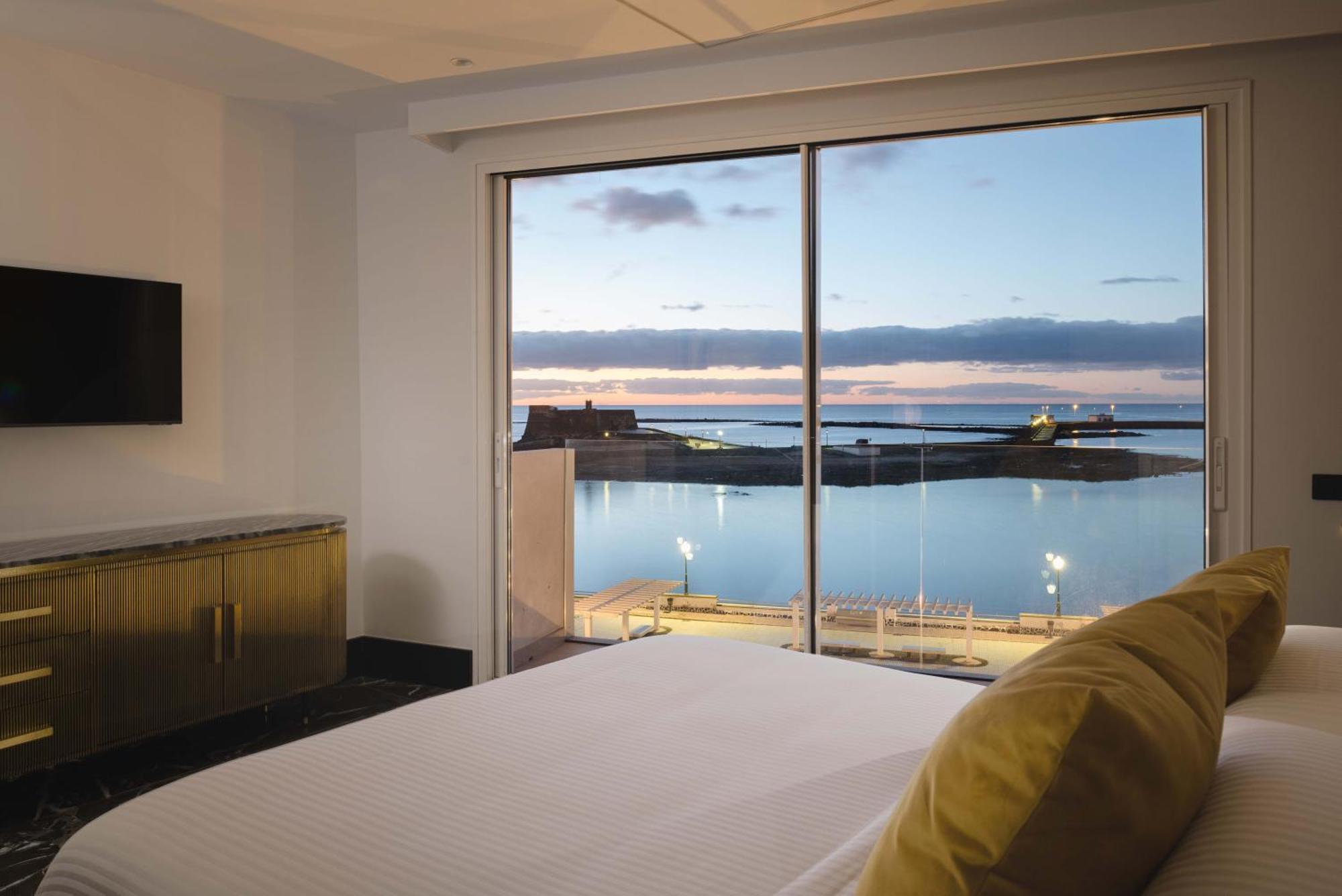 Blue Marina Suites - Boutique Apartments Arrecife  Eksteriør bilde