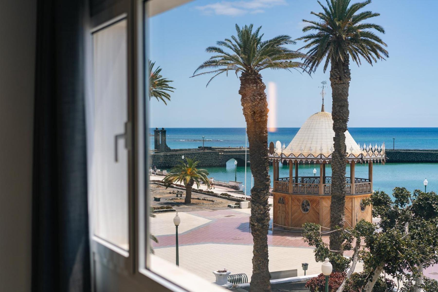 Blue Marina Suites - Boutique Apartments Arrecife  Eksteriør bilde